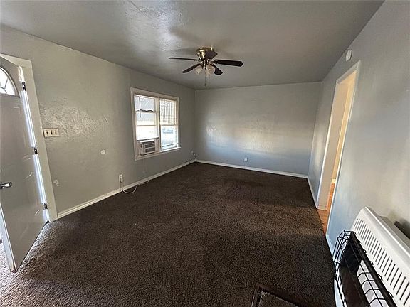 4th image of 908 Halsey Dr