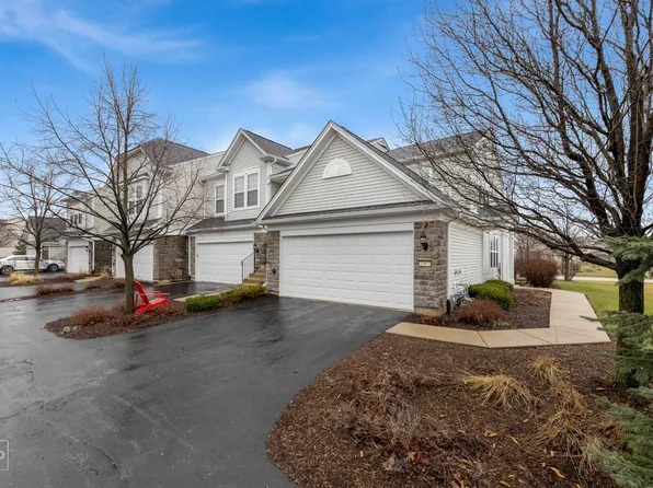 1467 Crimson Ln, Yorkville, IL 60560