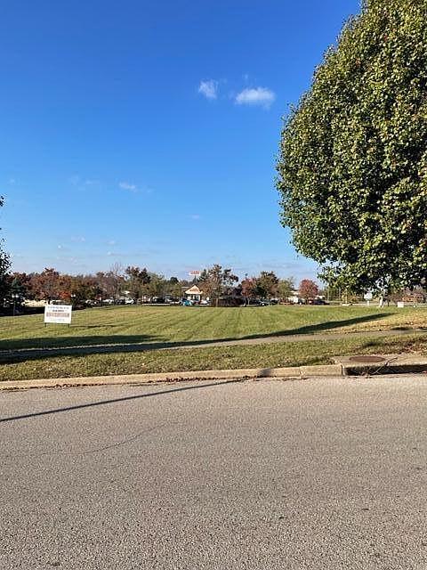 1st image of B 1 Gibson Bay Dr