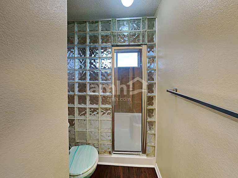 316 Stormydale Ln — Photo 17
