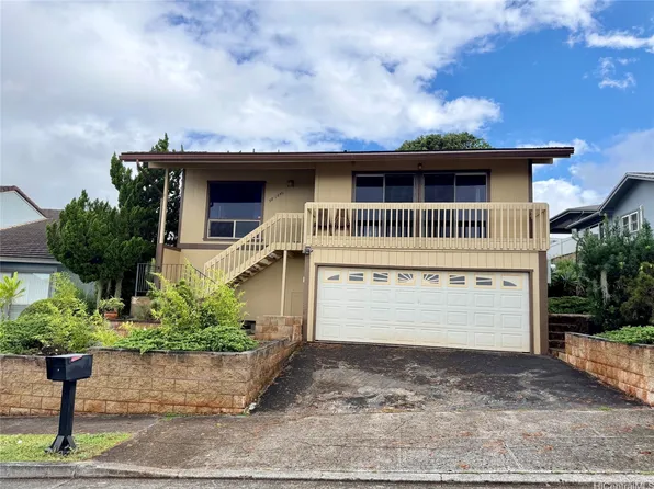98-1846 Nahele St, Aiea, HI 96701
