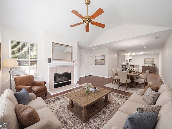 3rd image of 3113 Orchard Ridge Cir