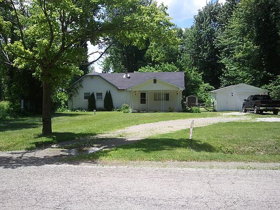 3rd image of 6227 Orchard Grove Ln