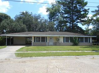 1431 Holly Dr, Opelousas, LA 70570