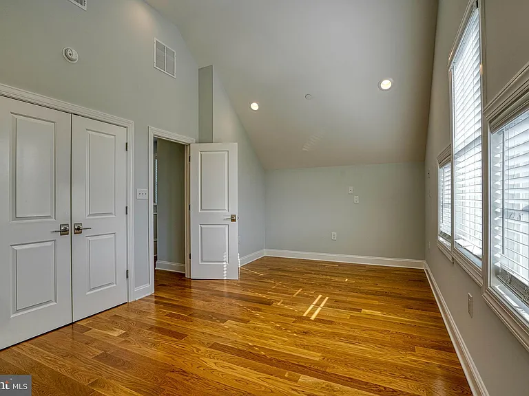 101 Tilghman St — Photo 31