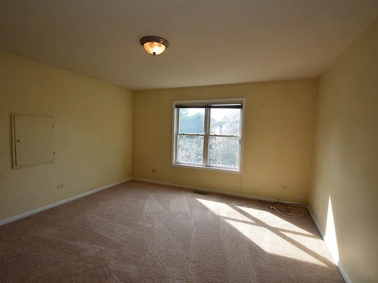 3301 Banford Cir — Photo 25