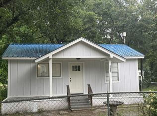9759 Navajo Ln, Quinlan, TX 75474