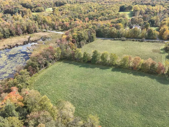 1671 Aberdeen Rd, Madison Township, PA 18444