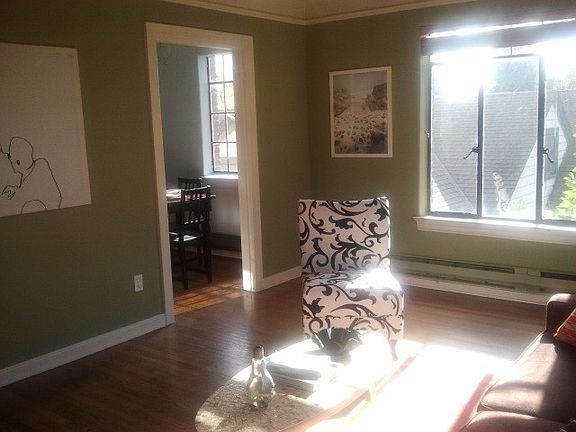 5th image of 3121 Franklin Ave E APT 34