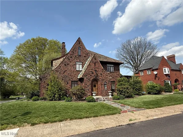 1721 Hamilton Pl, Steubenville, OH 43952