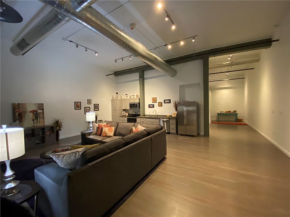1st image of 114 N Main St #108