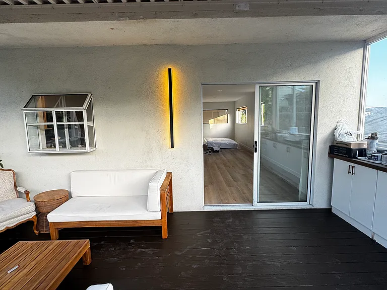 653 Pier Ave #3 — Photo 8