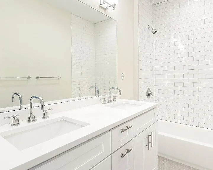 1912 Washington St #B — Photo 6