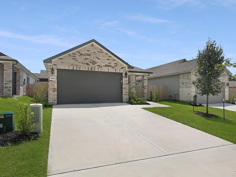 18718 Timber Glen Dr — Photo 32