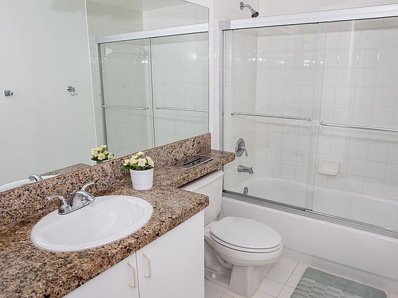 2nd image of 19501 E Country Club Dr #D 9006