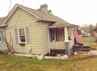 755 Jefferson St, Eden, NC 27288