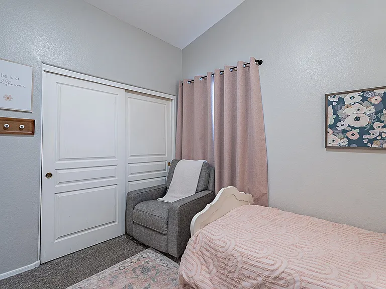 3877 E Washington Ct — Photo 37