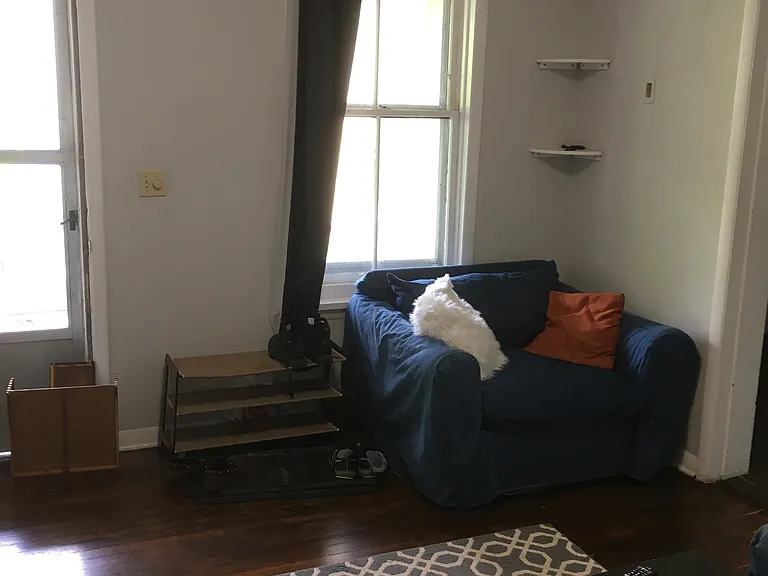125 Farm St #1 — Photo 8