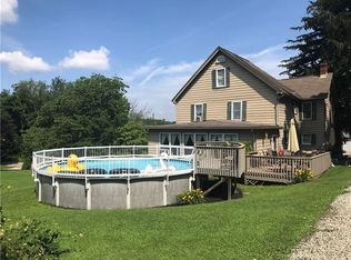 308 Mount Manor Rd, Manor, PA 15665