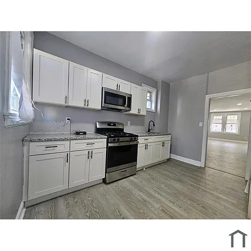 510 Radnor Ave Photo 1