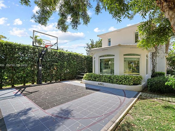 2nd image of 4490 Royal Palm Ave