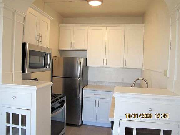5th image of 75 Dolores St APT 3