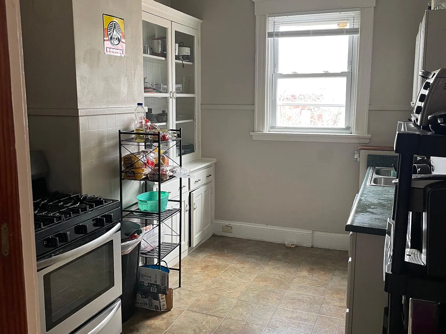 2242 Wheeler St — Photo 2