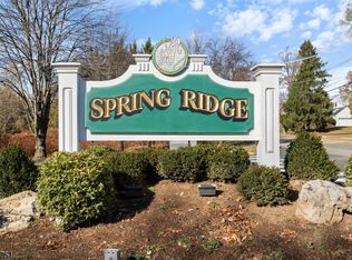 356 Potomac Dr, Basking Ridge, NJ 07920