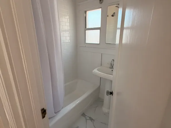 2425 3rd St APT K, Santa Monica, CA 90405