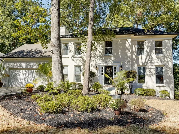11212 Quiet Wood Ct, Charlotte, NC 28277