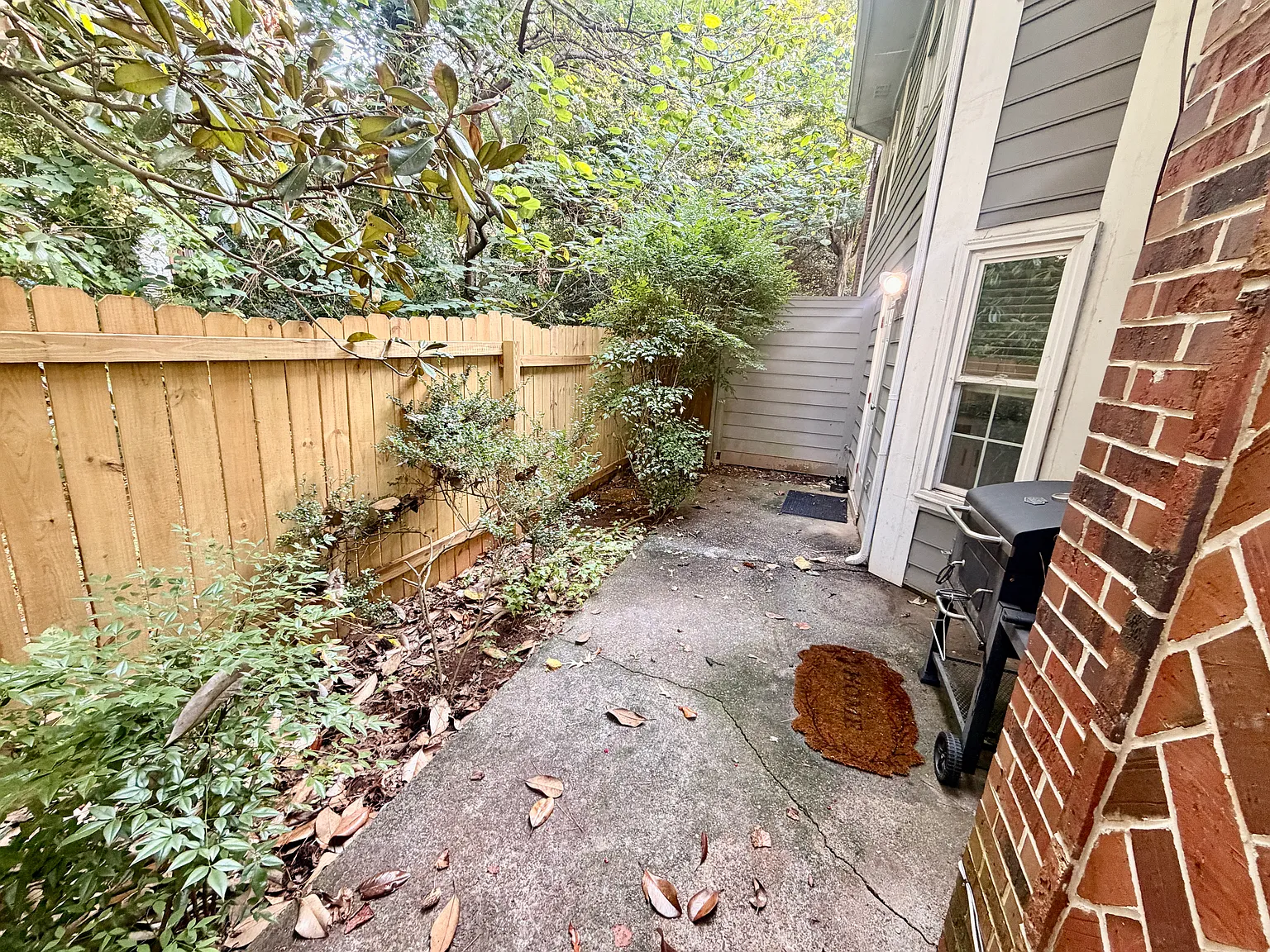 3 bed, 2.5 bath, 1536 sqft, $2,200 — Photo 4