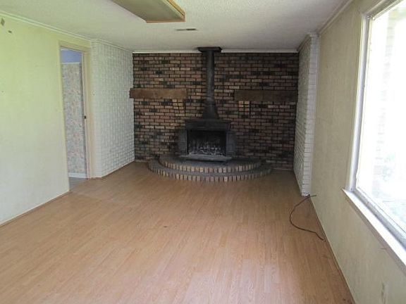 3rd image of 30046 County Road 108
