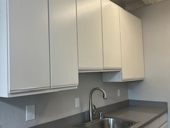 3rd image of 3055 Alma St