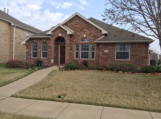 1044 Knightsbridge Dr, Frisco, TX 75034