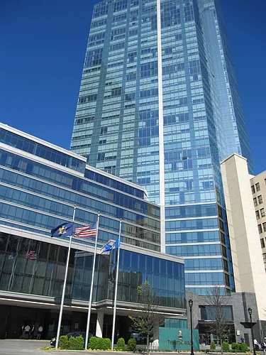 1 Renaissance Sq Photo 1