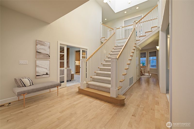 2nd image of 6082 167th Avenue SE