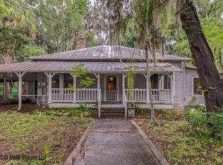 306 W Dampier St, Inverness, FL 34450