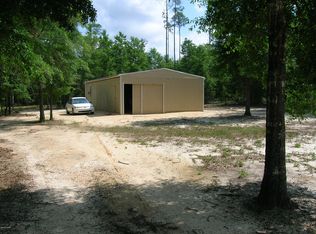 12725 Dixie Ave, Fountain, FL 32438