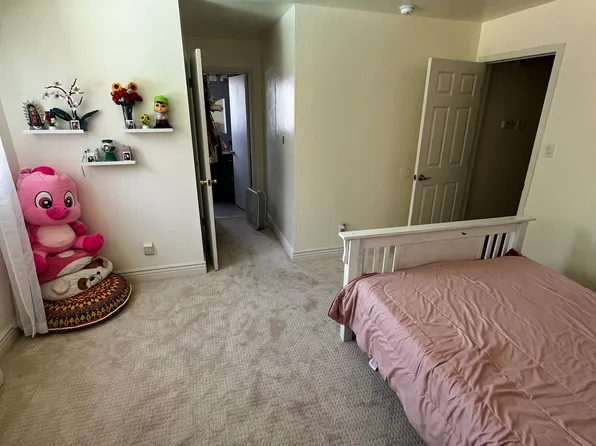3200 Shamrock Ave, Merced, CA 95340