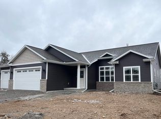 606 W 3rd St, Shawano, WI 54166