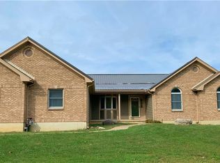 3655 Pinnacle Rd, Dayton, OH 45439