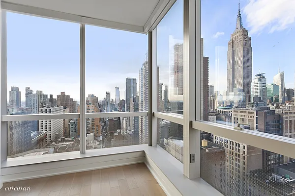 Sold by Corcoran | media 24