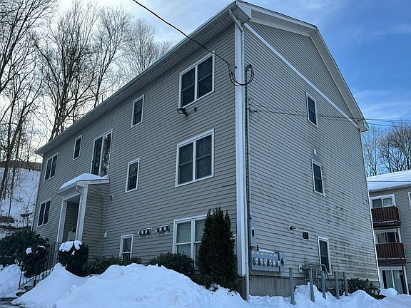 2nd image of 123 New River Rd APT 2