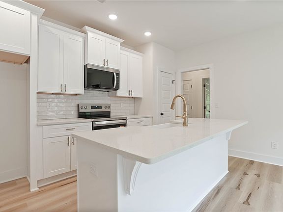 6th image of this home