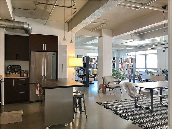 5th image of 849 South Broadway