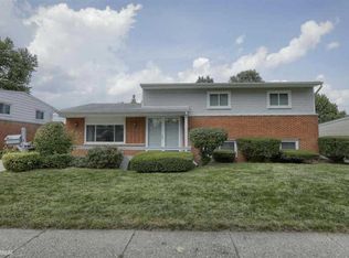 11917 Chattman Dr, Sterling Heights, MI 48313