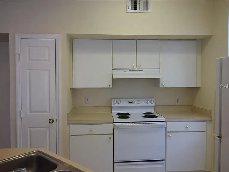 9640 Lake Chase Island Way — Photo 5