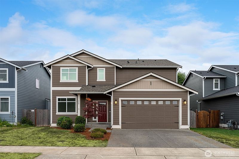 3rd image of 919 Joan Drive