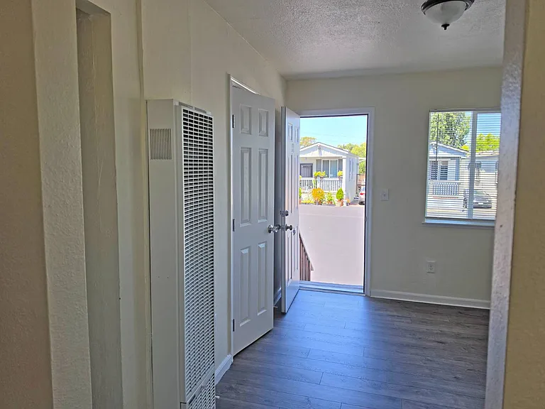 1161 Benicia Rd #C4 — Photo 4