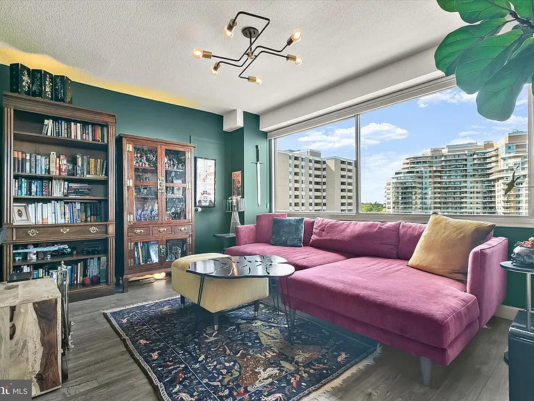 5500 Friendship Blvd #1823N — Photo 15